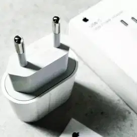 Charger iPhone 12 Pro Max Original 20W Bergaransi