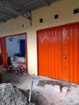 Folding gate rolling door