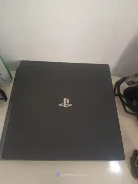 PlayStation 4 PRO (PS4Pro)