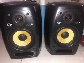 Speaker recording KRK VXT 6 inch speaker recording flat high end