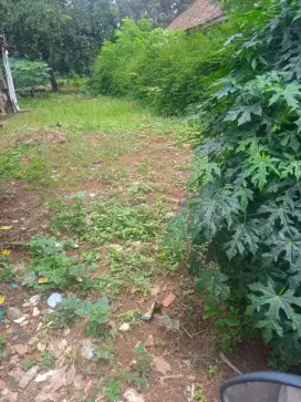 Di jual tanah lokasi pinggir jalan umum akses jalan muat 2 Mobil