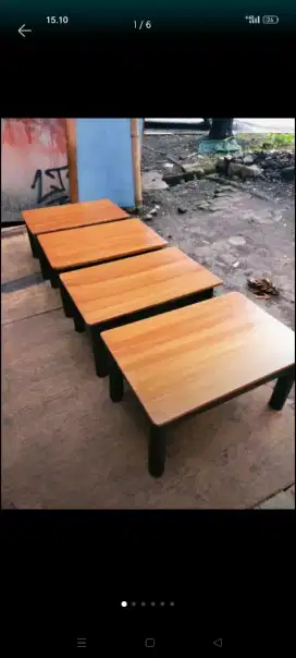 Meja kecil lesehan