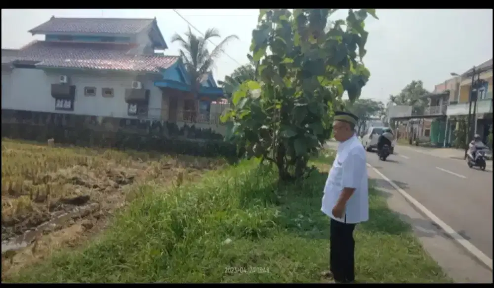 Sawah pinggir jalan tasikmadu luas 2000M2 dpn hotel Dewi Sri