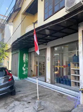 di jual isi minimarket semuanya