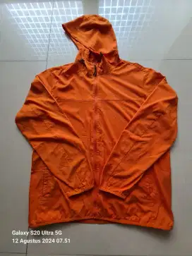 Dijual Cepat Jaket Parka Saku UV UNIQLO