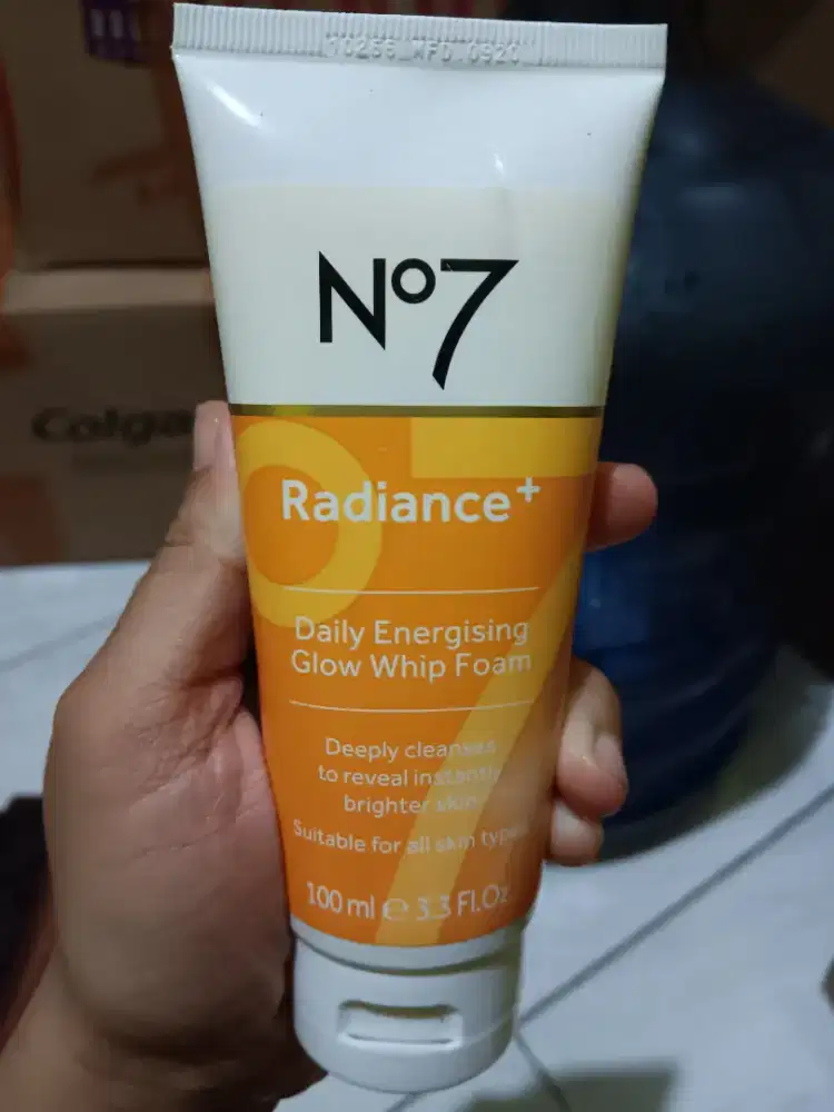 BOOTS NO7 RADIANCE+ DAILY ENERGISING GLOW WHIP FOAM SUITABLE FOR ALL S