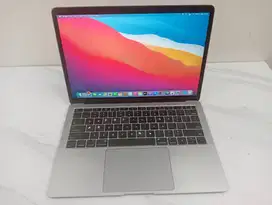 MacBook Air Retina 2018 13in i5 16GB SSD 256GB Warranty