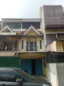 di sewa  ruko Taman palem lestari
