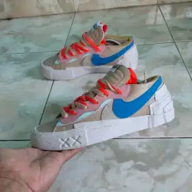 Sepatu Nike Blazer Sacai x KAWS Low