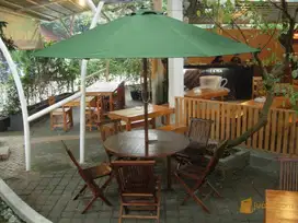 Kursi Set Meja Payung Taman Cafe