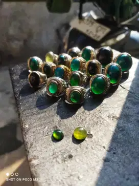 Cincin batu bacan doko gulau