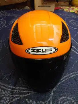 HELM ZEUS 610 ORANGE