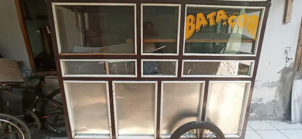 Roda / Gerobak jualan jumbo / Besar