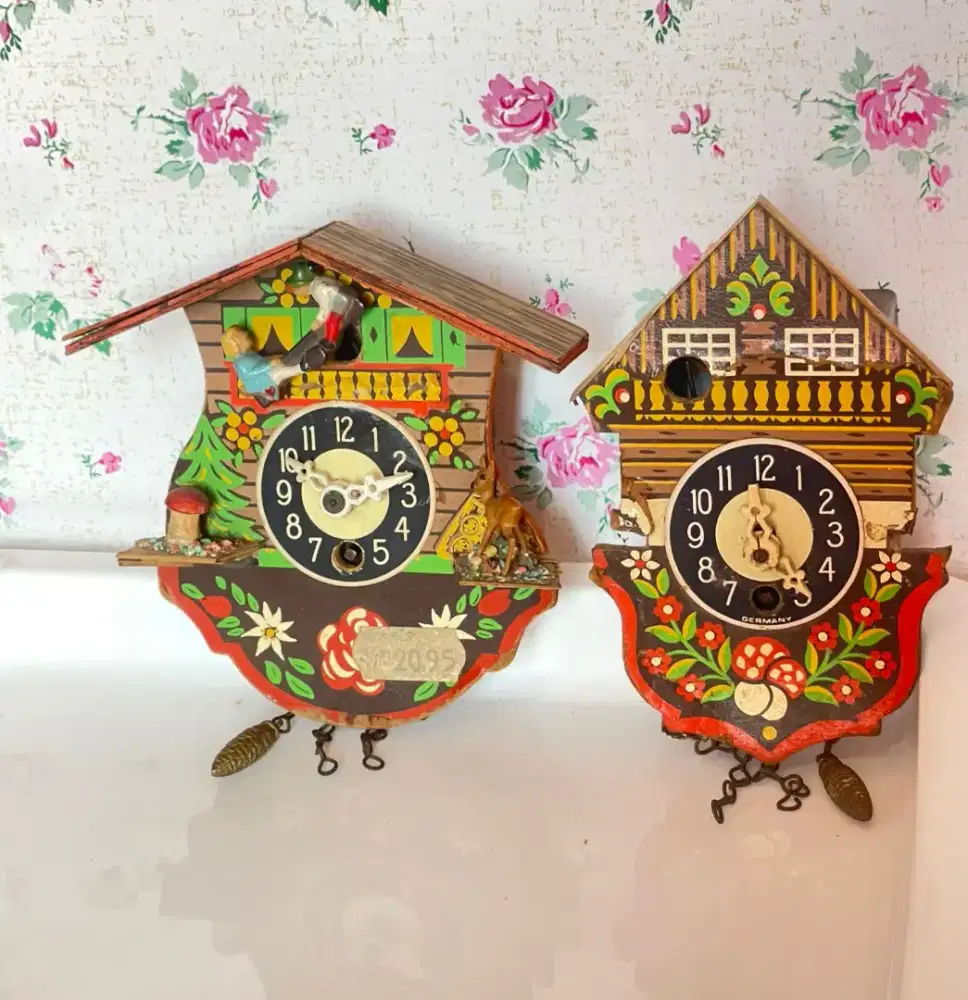 Jam Germany kondisi OFF (sepasang)