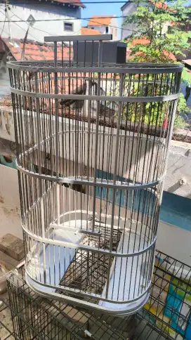 Kurungan Rangka Alumunium