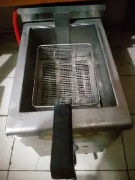 Penggorengan deep fryer Kuali