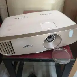 BENQ W2000 Projector home theatre Full HD