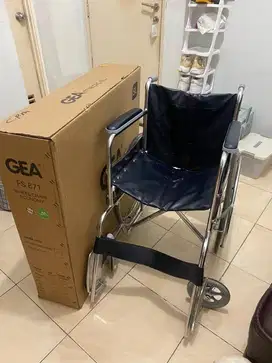 Kursi Roda GEA FS871