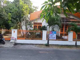 Rumah Makam haji Sukoharjo luas pengen cepat laku