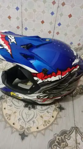 Helm JPX x39 cross