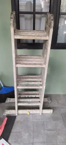 Tangga folding 4meter