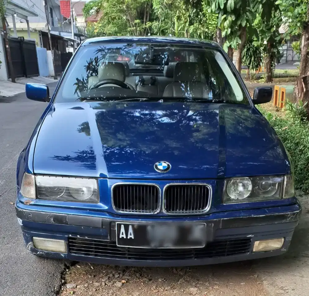 BMW 320i E36 Manual ABS tahun 1996.