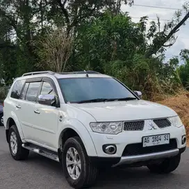 DP50Jt Mitsubishi Pajero Sport 2.5 Dakar 4x4 Automatic 2013 2012 Putih