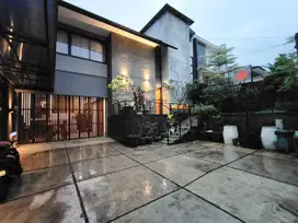 CIPAKU INDAH, Rumah Mewah Furnished Full Jati