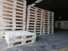 Pallet Kayu berbagai ukuran Tatakan Barang Kebutuhan Pabrik Industri