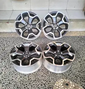 (NEW) OEM Subaru XV R17 Original Made in Japan. Ori 5x100 Good Conds.