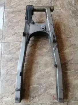 Arm belakang Kawasaki Ninja R, SS copotan original