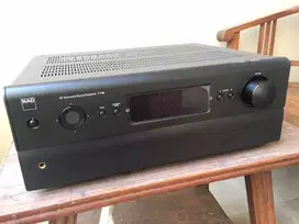 NAD T748 Receiver