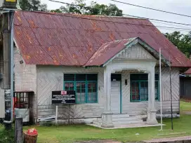 Tanah dan bangunan depan lapangan teuku umar meulaboh
