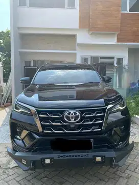 Fortuner 2.8 GR Sport AT tahun 2022