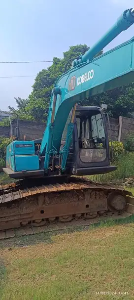 Excavator kobelco sk 130