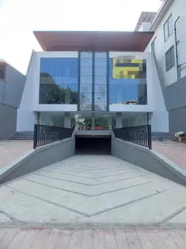 Dijual Gedung BARU cocok untuk perkantoran di Duren sawit jakarta