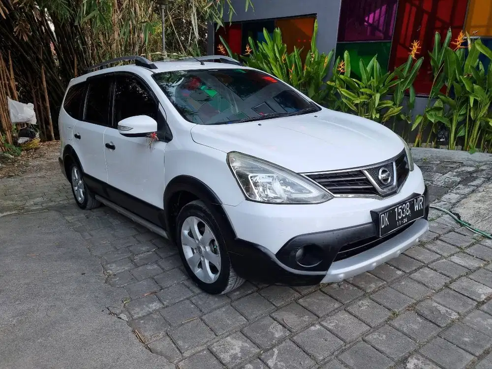 Nissan grand livina X gear 1.5 MT 2016 (November) Milik Pribadi Low KM