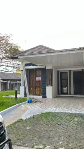 Dikontrakan rumah bagus siap huni