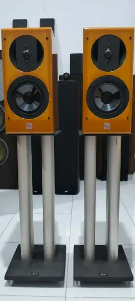 Speaker bookshelf merk Vienna Acoustics model Hydn Gran