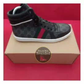 Sepatu Gucci  Hight size 40 original  ( prelove ) seperti baru mewah