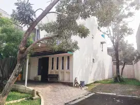 RUMAH OLEASTER GADING SERPONG JUAL CEPAT! SEMI FURNISHED