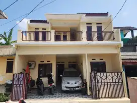 Di jual rumah tinggal  2 lantai