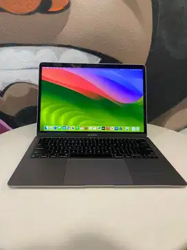 Macbook Air 13 2019 i5 8 512gb
