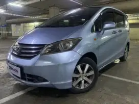 [OLXmobbi] Honda Freed 1.5 E Bensin-AT 2010 Biru PFZ