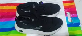 Sepatu Pria Olahraga Skechers Go Run Running Lari Jogging Kantor Hitam