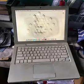 Macbook 13 inch 2008 murah