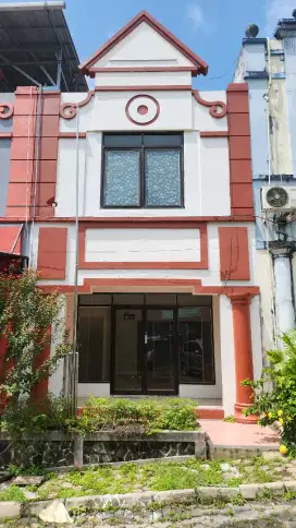 Disewakan 2 ruko murah