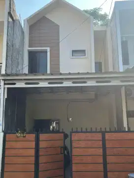Nego Kontrakan Jakarta Selatan 2 Lantai, 2 KT, 2 KM, Garasi, Wifi