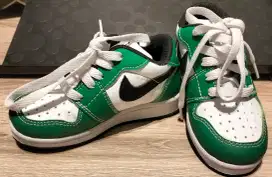 Sepatu Nike Anak