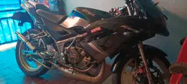 Kawasaki ninja RR tahun 2012